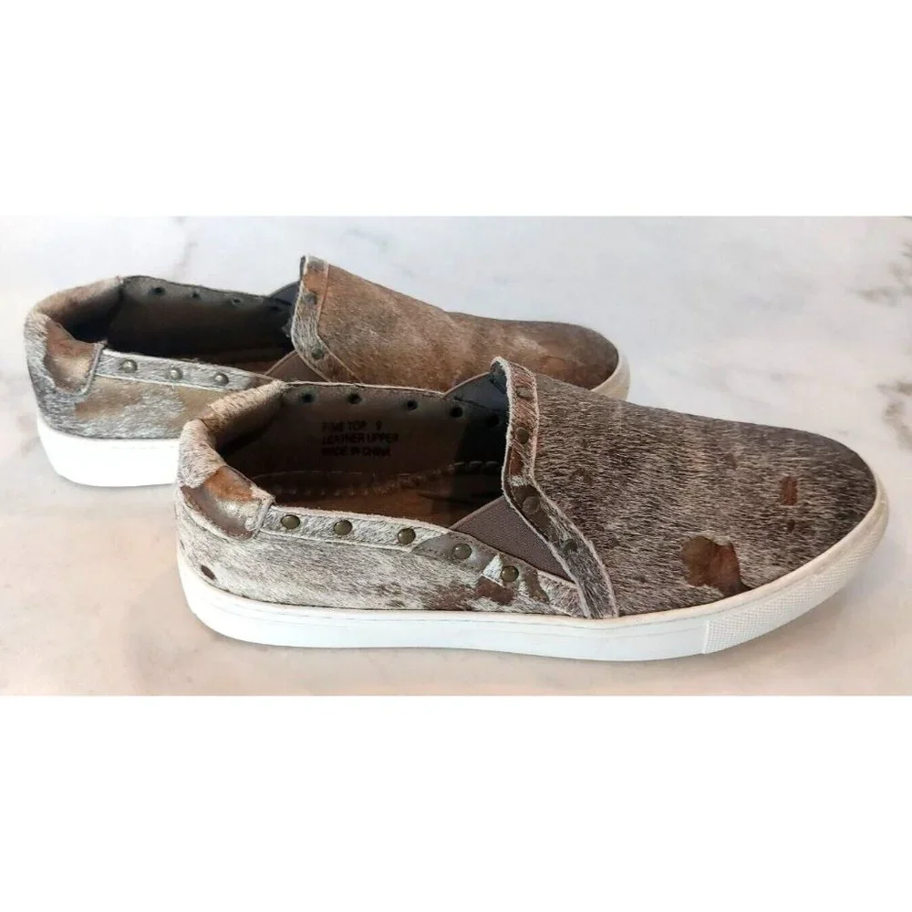 Corkys Womens Pine Top‎ Hair On Slip On Fashion Sneaker (Bronze) Size 9